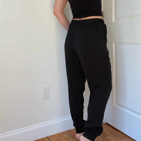 Forever 21 Hammered Satin Jogger Pant - Picture 5 of 8